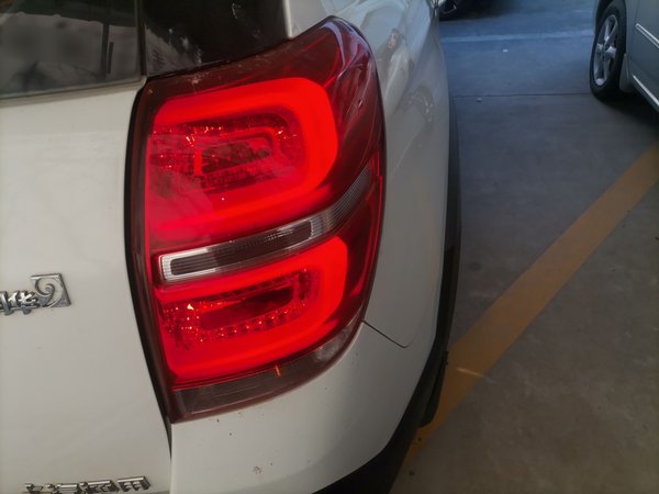 Chevrolet Captiva 2015, 99600 км, за 5713 USD - фото 7