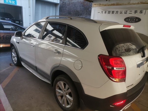Chevrolet Captiva 2015, 99600 км, за 5713 USD