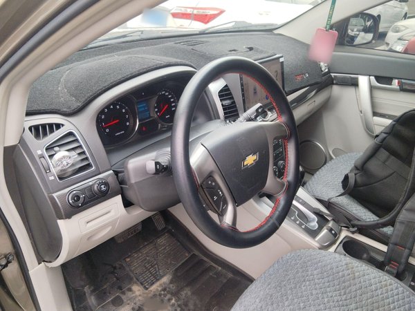 Chevrolet Captiva 2017, 113100 км, за 5051 USD - фото 13