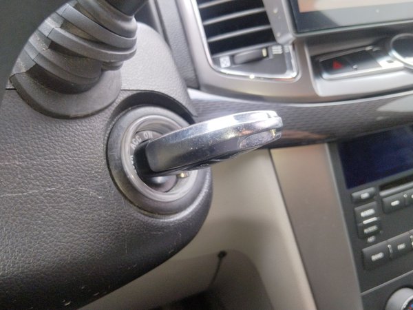 Chevrolet Captiva 2017, 113100 км, за 5051 USD - фото 12