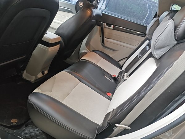 Chevrolet Captiva 2017, 128000 км, за 5680 USD - фото 20