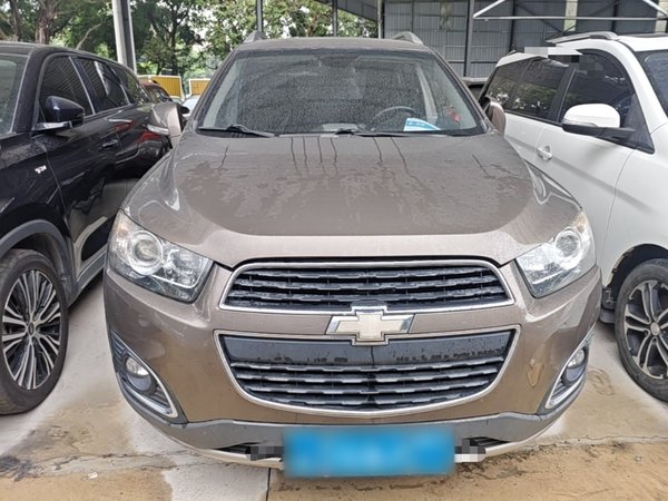 Chevrolet Captiva 2017, 128000 км, за 5680 USD