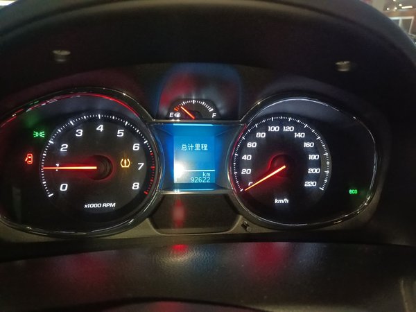 Chevrolet Captiva 2017, 92600 км, за 6572 USD - фото 11