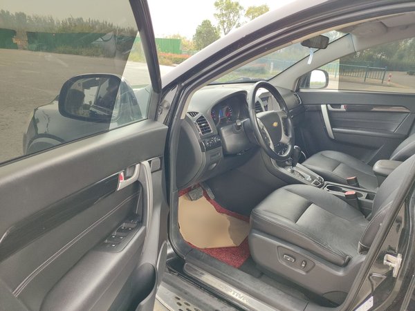 Chevrolet Captiva 2017, 148600 км, за 6028 USD - фото 15