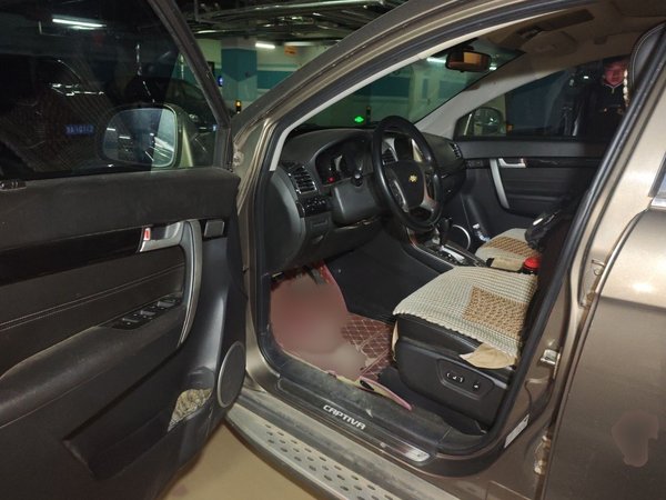Chevrolet Captiva 2017, 84900 км, за 5849 USD - фото 19