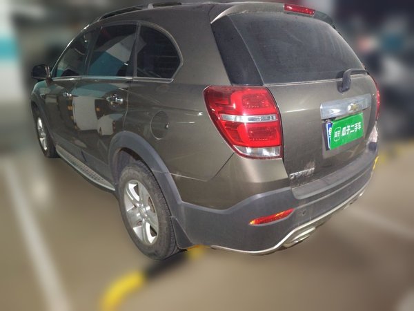 Chevrolet Captiva 2017, 84900 км, за 5849 USD