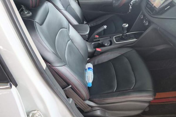 Chevrolet Cavalier 2016, 78200 км, за 4405 USD - фото 19