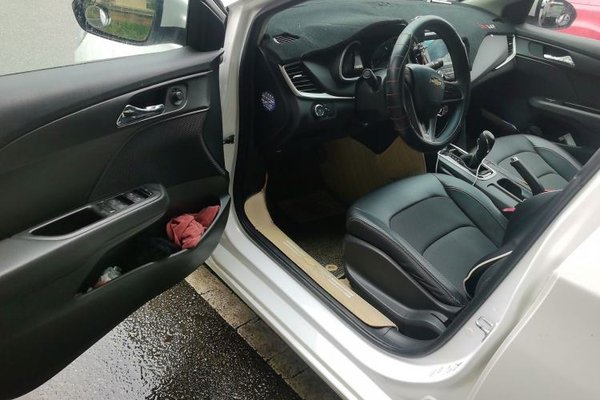 Chevrolet Cavalier 2019, 122300 км, за 6628 USD - фото 19