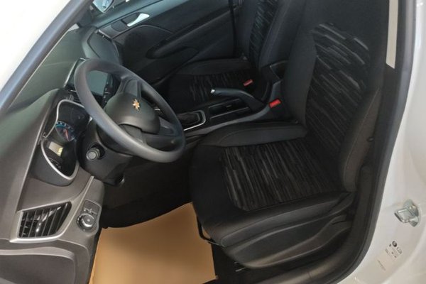 Chevrolet Cavalier 2019, 31500 км, за 6388 USD - фото 17