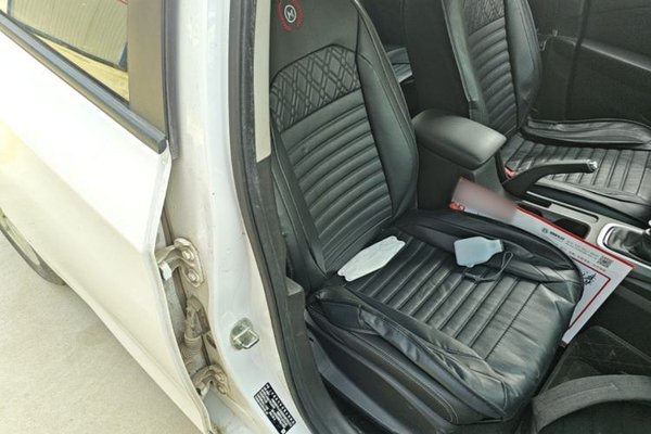 Chevrolet Cavalier 2019, 97100 км, за 4848 USD - фото 23