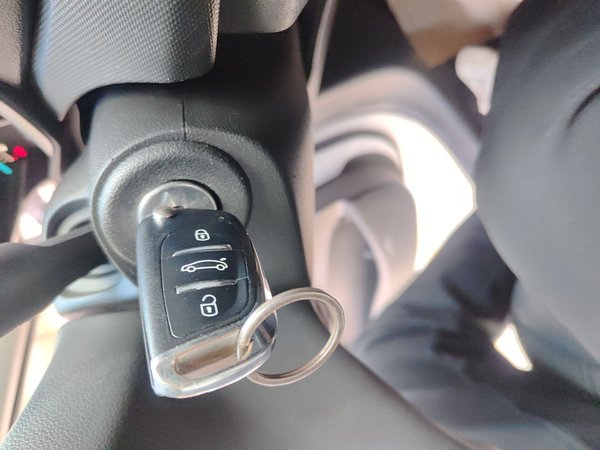 Chevrolet Cavalier 2019, 99400 км, за 5685 USD - фото 12