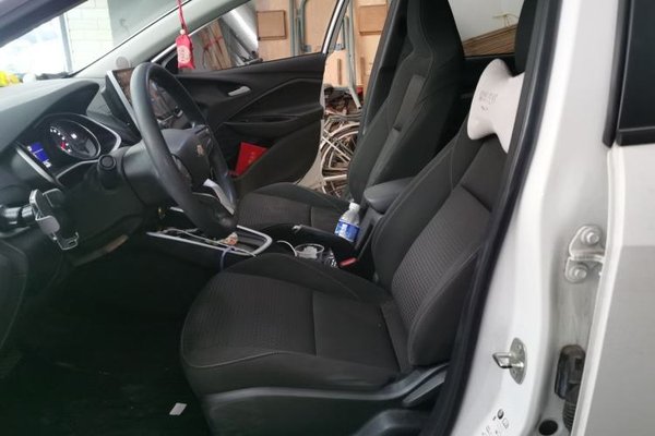 Chevrolet Cavalier 2020, 64400 км, за 5858 USD - фото 12