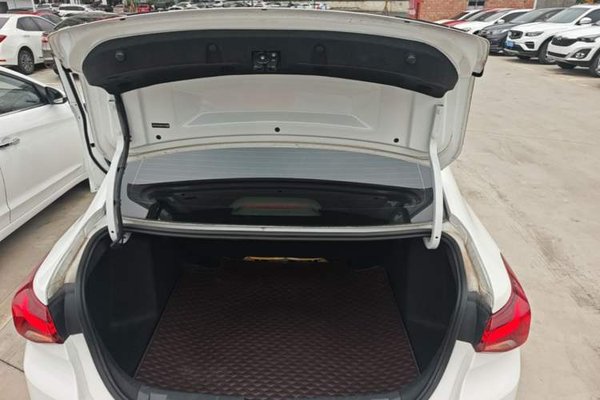 Chevrolet Cavalier 2020, 78000 км, за 6954 USD - фото 15