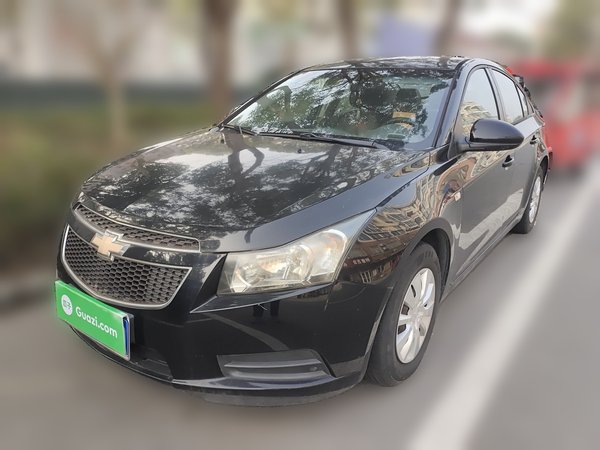Chevrolet Cruze · 2013 год