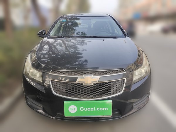 Chevrolet Cruze 2013, 70400 км, за 2564 USD
