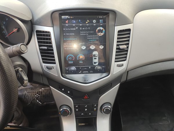 Chevrolet Cruze 2013, 70400 км, за 2564 USD - фото 14