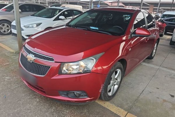 Chevrolet Cruze · 2013 год