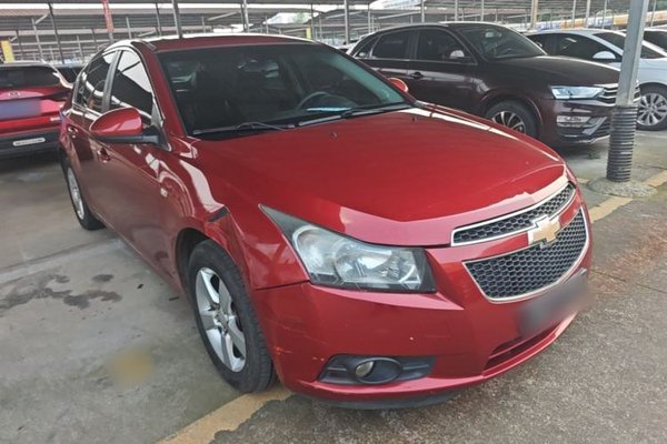 Chevrolet Cruze 2013, 144600 км, за 3588 USD
