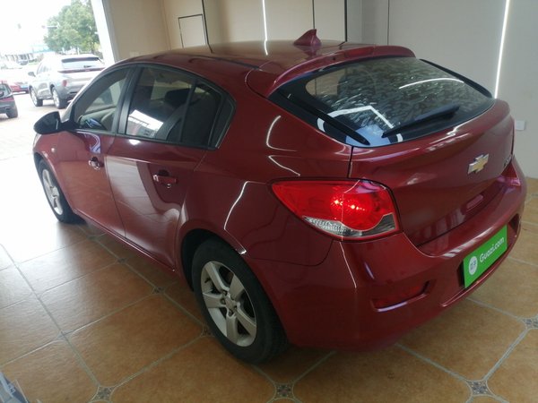 Chevrolet Cruze 2013, 148300 км, за 4018 USD