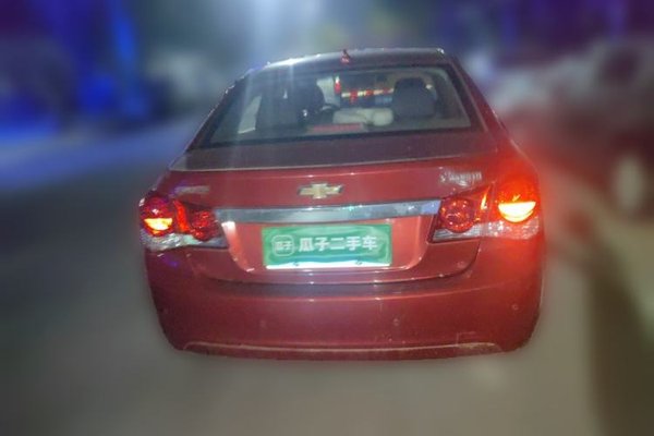 Chevrolet Cruze 2013, 143900 км, за 3428 USD