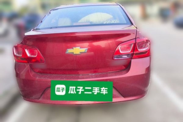 Chevrolet Cruze 2015, 70100 км, за 2573 USD