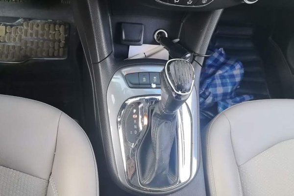 Chevrolet Cruze 2015, 102400 км, за 3205 USD - фото 14