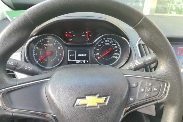 Chevrolet Cruze 2015, 102400 км, за 3205 USD - фото 11