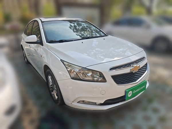 Chevrolet Cruze 2015, 104100 км, за 4383 USD