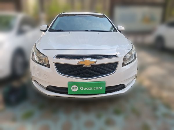 Chevrolet Cruze 2015, 104100 км, за 4383 USD