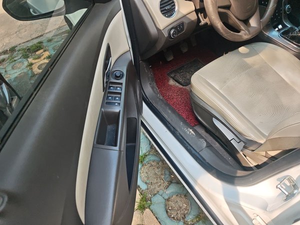 Chevrolet Cruze 2015, 104100 км, за 4383 USD - фото 19