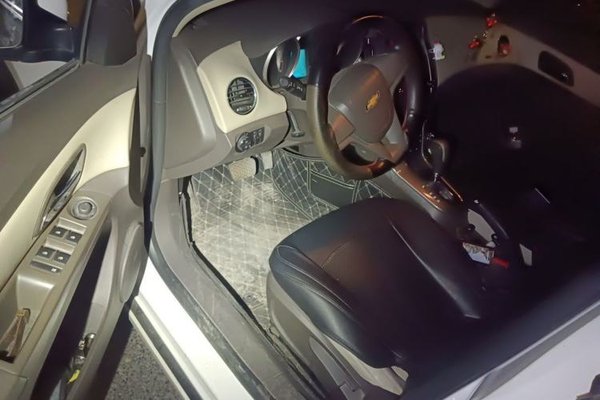 Chevrolet Cruze 2015, 107800 км, за 2960 USD - фото 16