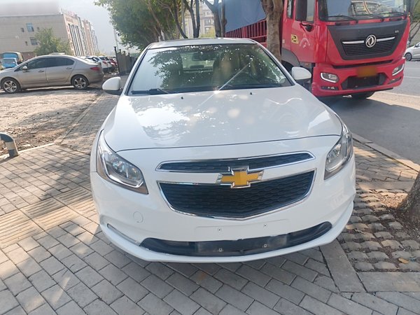 Chevrolet Cruze 2015 1.5L Classic SE AT, 2015 года