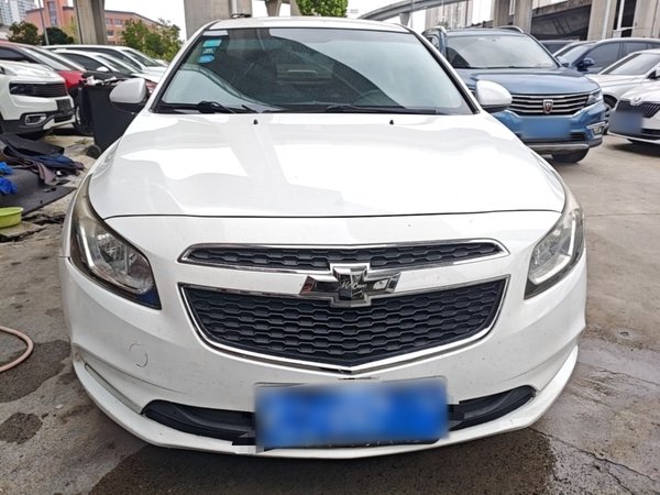 Chevrolet Cruze 2015, 173800 км, за 3409 USD