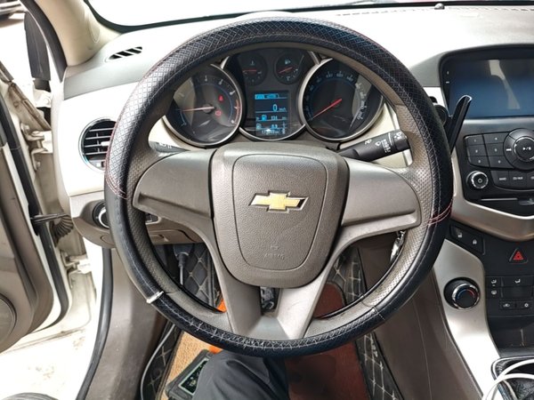 Chevrolet Cruze 2015, 173800 км, за 3409 USD - фото 14