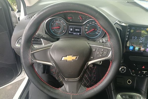 Chevrolet Cruze 2016, 63099 км, за 4615 USD - фото 19