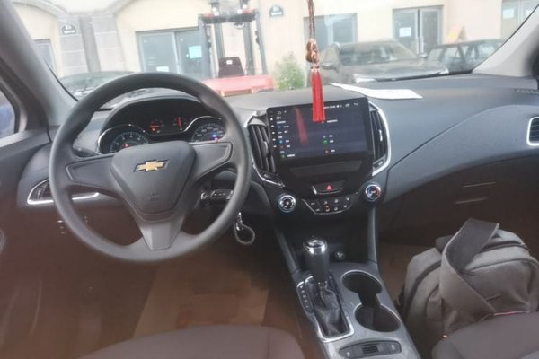 Chevrolet Cruze 2017, 128800 км, за 5149 USD - фото 17