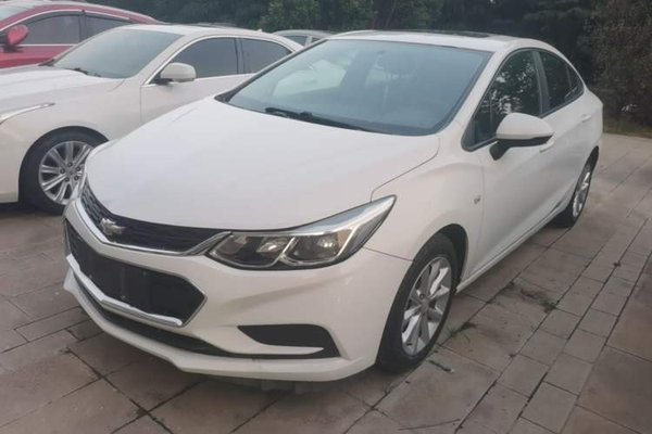 Chevrolet Cruze · 2017 год