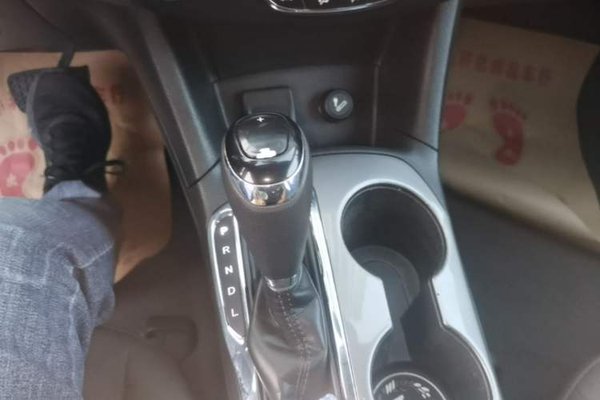 Chevrolet Cruze 2017, 128800 км, за 5149 USD - фото 21