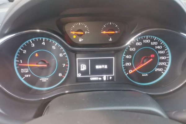 Chevrolet Cruze 2017, 128800 км, за 5149 USD - фото 19