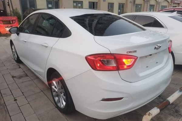 Chevrolet Cruze 2017, 128800 км, за 5149 USD