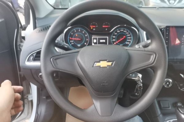 Chevrolet Cruze 2017, 128800 км, за 5149 USD - фото 18