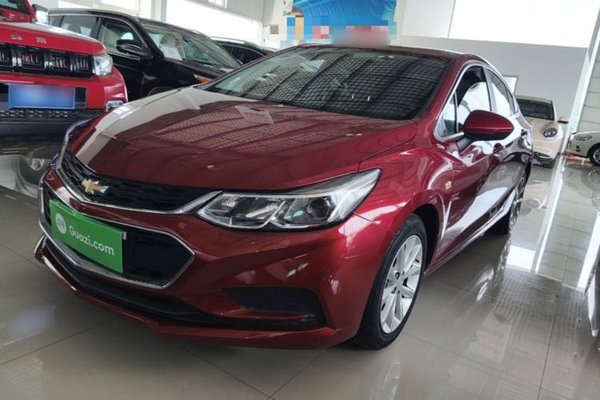 Chevrolet Cruze · 2018 год