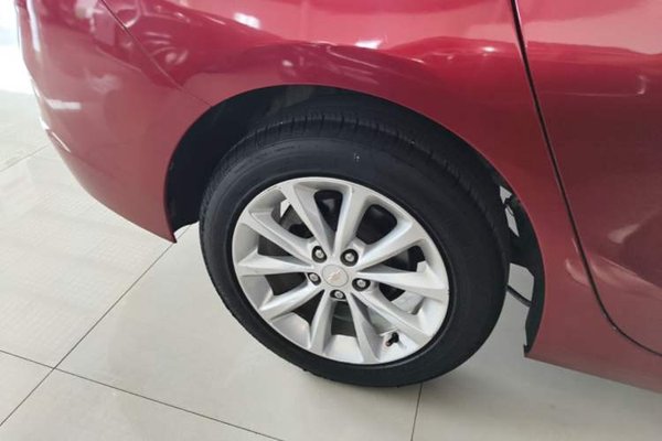 Chevrolet Cruze 2018, 112200 км, за 6616 USD - фото 10