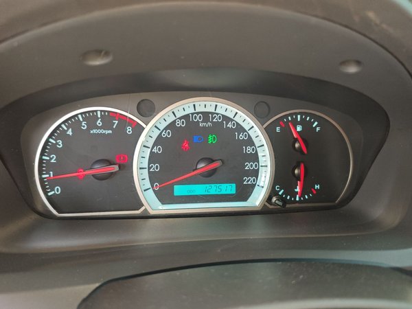 Chevrolet Epica 2013, 127500 км, за 3244 USD - фото 11