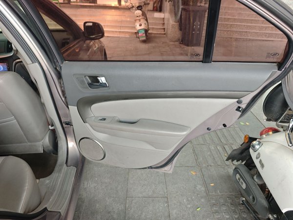 Chevrolet Epica 2013, 127500 км, за 3244 USD - фото 26