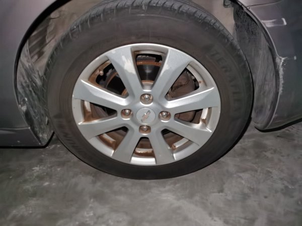Chevrolet Epica 2013, 126700 км, за 2174 USD