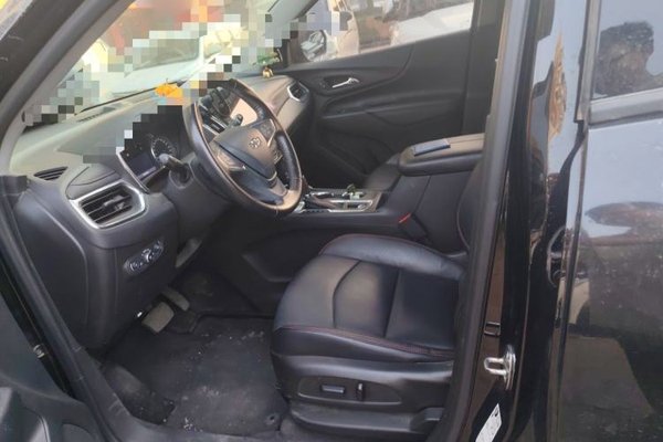 Chevrolet Equinox 2018, 42600 км, за 11049 USD - фото 12