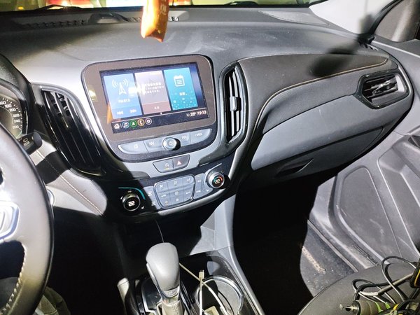 Chevrolet Equinox 2021, 80700 км, за 9286 USD - фото 14