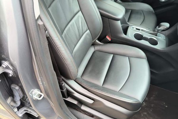 Chevrolet Equinox 2021, 50100 км, за 12047 USD - фото 23