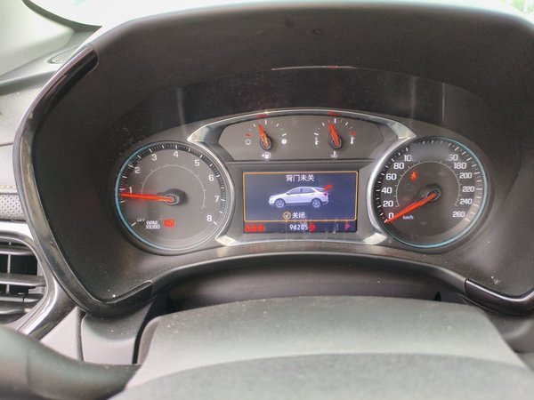 Chevrolet Equinox 2021, 94200 км, за 10086 USD - фото 10